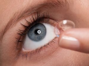 Inconvenientes y limitaciones de los lentes de contacto de uso nocturno