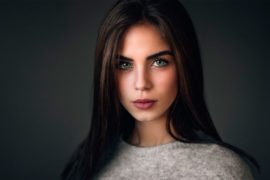 ¿Qué color de lentillas usar según tu tono de piel?